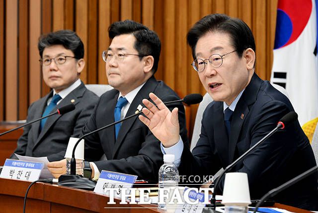 전문가들은 대선이 다가올수록 강성 지지층의 목소리는 더욱 과격해질 것이고 당과 이 대표의 선제 대응이 필요하다고 지적했다. /배정한 기자