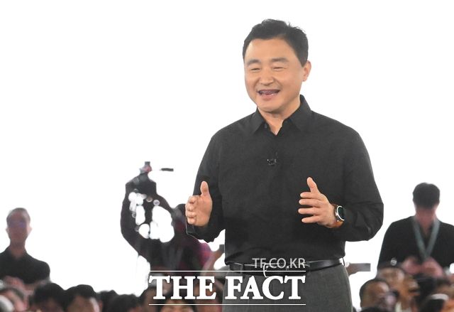 노태문 삼성전자 MX사업부장은 "'갤럭시S25' 시리즈가 사용자의 일상 자체를 혁신할 것"이라며 자신감을 드러냈다. /박헌우 기자