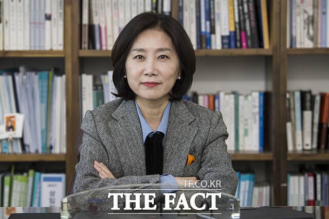 허은아 개혁신당 대표가 8일 오후 서울 영등포구 모처에서 <더팩트>와 인터뷰에 앞서 포즈를 취하고 있다. /서예원 기자