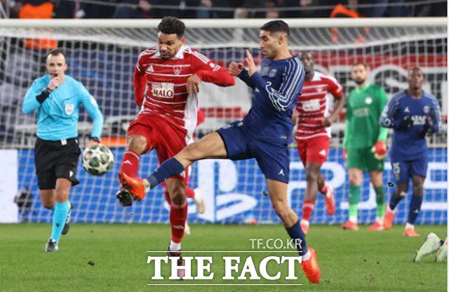 UCL 16강 플레이오프에서 같은 리그 소속의 '절대 강자' PSG를 만난 브레스트는 2월 들어서만 두 차례 맞대결에서 모두 8실점하는 전력 열세를 보였다./UEFA