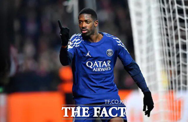 미친 듯한 '멀티골 퍼레이드'를 펼치고 있는 PSG의 우스만 뎀벨레가 12일 브레스트전에서 멀티골을 기록한 뒤 세리머니를 펼치고 있다./UEFA