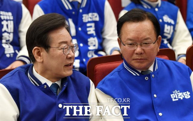 김부겸 전 국무총리도 SNS를 통해 "이 엄중한 시기에 왜 진보-보수 논쟁을 끌어들이는지 이해하기 어렵다"며 "유구한 역사를 가진 우리 민주당의 정체성을 혼자 규정하는 것은 월권"이라고 밝혔다. /남용희 기자