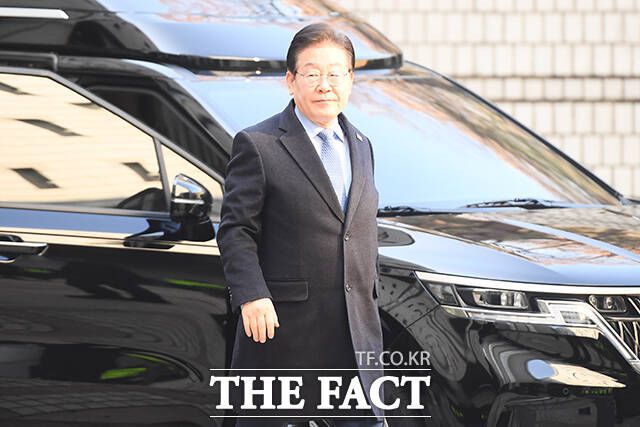 이재명 더불어민주당 대표의 공직선거법 위반 혐의 항소심 재판부가 26일 결심공판을 열고 피고인 신문을 진행한다. /장윤석 기자