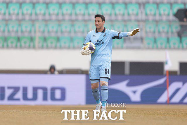 경남의 첫승을 이끈 일등공신 골키퍼 류원우./K리그