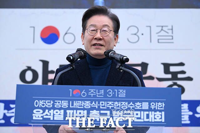 윤석열 대통령의 석방이 야권 결집을 불러오면서 이재명 더불어민주당 대표에게 반사이익이 돌아갔다는 분석이 제기된다. /박헌우 기자