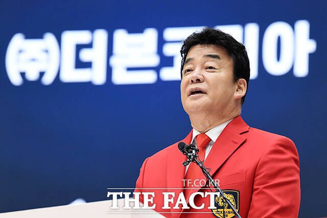 백종원 더본코리아 대표가 연이어 구설에 오르는 가운데, 이번에는 식품위생법 위반 의혹에 휩싸였다. /서예원 기자