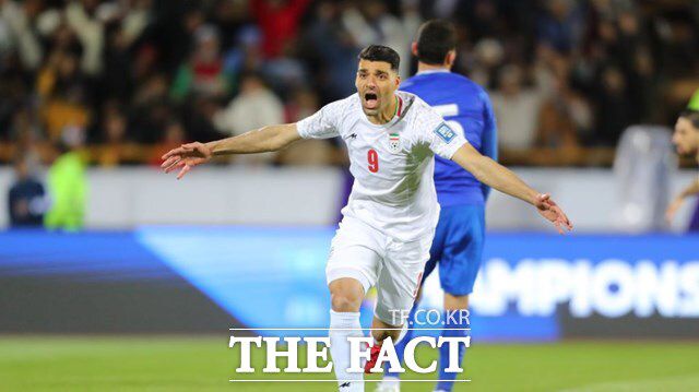 우즈베키스탄과 8차전에서 '멀티골'을 기록한 이란의 마흐디 타레미./AFC