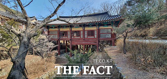 의성 고운사 가운루 소실 전 모습. /국가유산청