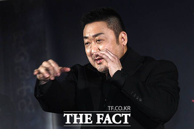 마동석은 바위 같은 힘과 주먹으로 악마를 사냥하는 바우 역을 맡아 데뷔 첫 오컬트 장르에 도전한다. /서예원 기자
