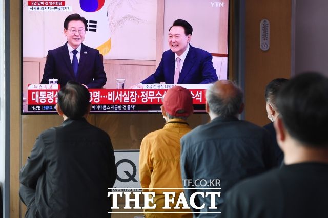 더팩트