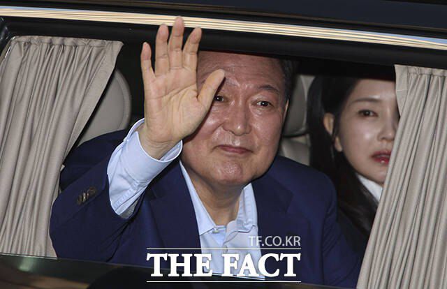 더팩트