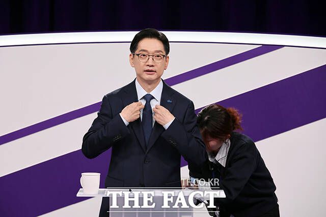 계엄 요건 강화와 내란 세력 단죄에는 세 후보 모두 공감대를 형성했다. 김경수 후보는 "민주주의 회복과 헌정질서 복원의 첫 번째 과제는 내란 세력의 단죄"라고 꼬집었다. /국회사진취재단