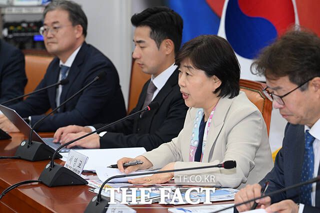 더팩트