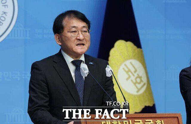 차규근 조국혁신당 의원이 김학의 전 법무부 차관의 불법 출국금지 사건과 관련해 구치소에서 인권을 침해당했다며 민사소송을 제기했으나 기각됐다. /뉴시스