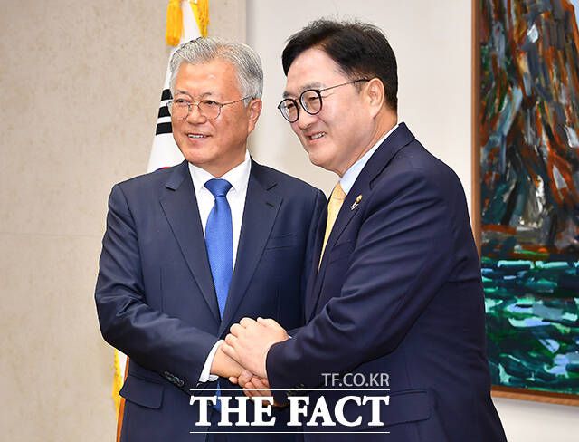더팩트