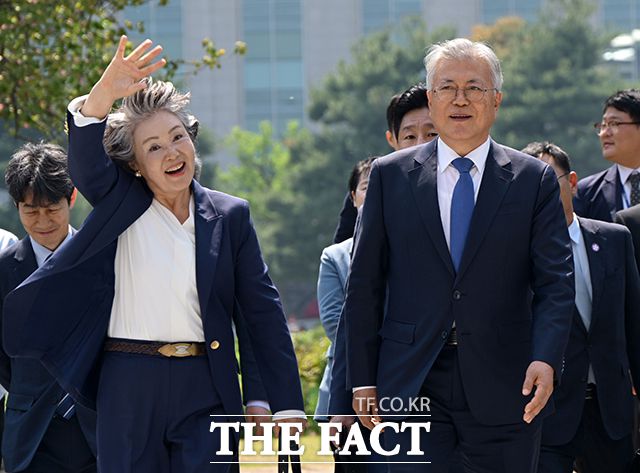 더팩트