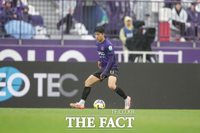 FC안양의 당찬 '젊은 피' 채현우./K리그