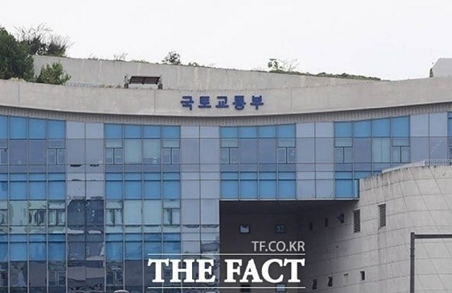 국토교통부가 지난 1∼2월 서울지역 주택 이상거래를 집중 점검한 결과, 위법 의심거래 108건을 적발했다. /더팩트 DB