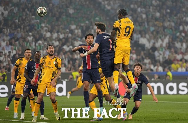 이탈리아 세리에A의 인터 밀란과 프랑스 리그1 챔피언 PSG의 유럽 챔피언스리그 최종전은 당초 예상과 달리 PSG의 일방적 승리로 끝났다./뮌헨=AP.뉴시스