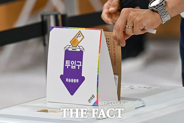 노동계에서는 이재명 대통령의 당선을 환영하면서도 대선 승리는 광장을 지킨 시민들의 투쟁 결과라고 평가했다. 이어 노동 관련 공약 등을 지킬 것을 요구했다. /장윤석 기자