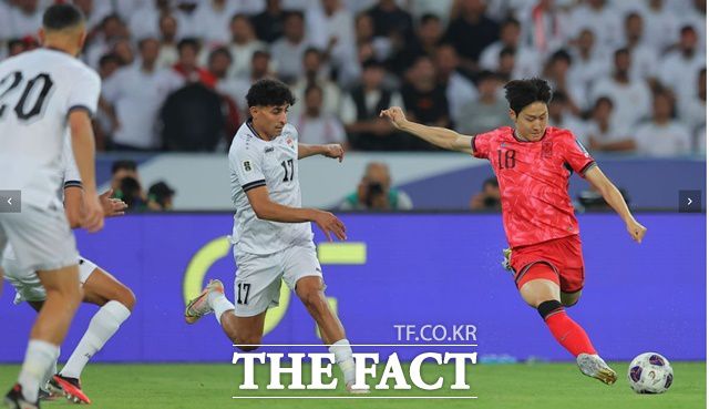 홍명보 감독이 이끄는 한국축구대표팀은 6일 이라크 원정에서 2-0 승리를 거두며 월드컵 11회 연속 본선 진출에 성공했다. 사진은 한국의 승리를 이끈 이강인의 슈팅 장면./바스라=AFC