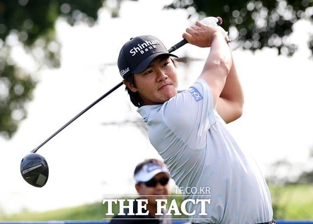 국내 프로골프 역사상 먼데이 퀄리파잉 통과자 중 유일하게 본 대회에서 우승한 김성현. 현재는 PGA투어에서 활동 중이다./KPGA
