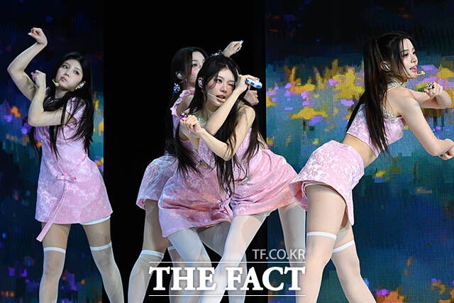 아일릿의 'bomb'은 이날 오후 6시 각종 온라인 음원사이트를 통해 공개된다. /서예원 기자