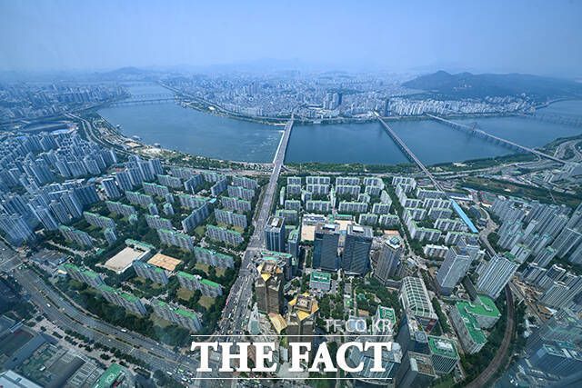 청년들의 주거 형태는 단독주택이나 아파트에서 다세대·오피스텔 등으로 옮겨가는 추세다. /더팩트 DB