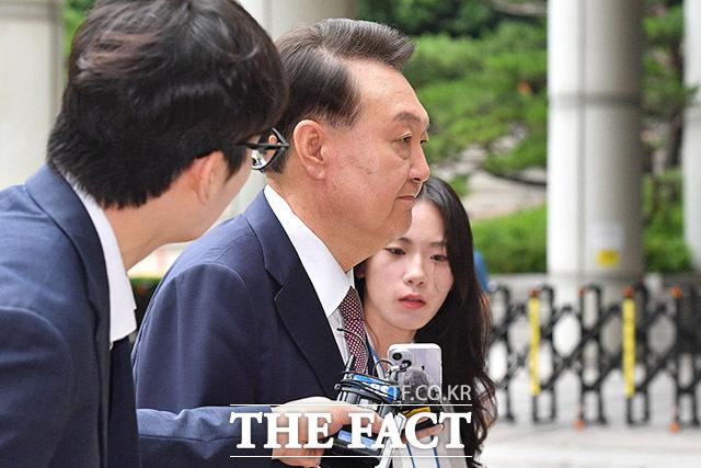 특히 검찰개혁을 둘러싼 논쟁이 예고된 가운데 특검 수사는 이재명 정부와 여권의 개혁 과제에 제도적 정당성을 부여하는 기반이 될 수 있다는 기대도 나온다. /남용희 기자