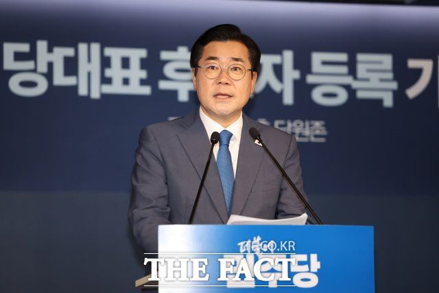 박 의원은 이재명 정부의 국정 운영을 입법과 예산으로 뒷받침하는 '유능한 여당'의 역할을 강조하며 안정적인 리더십을 내세웠다. /뉴시스