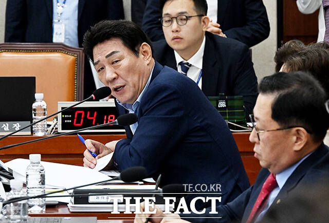 강대식 의원은 지난 9일 공휴일에 관한 법률 개정안을 대표발의했다. 현행 공휴일에 관한 법률 제2조 1호는 공휴일을 '국경일 중 3·1절, 광복절, 개천절 및 한글날'로 규정하고 있는데, 이를 '국경일'로 변경해 모든 국경일을 공휴일로 하겠다는 내용이다. /배정한 기자