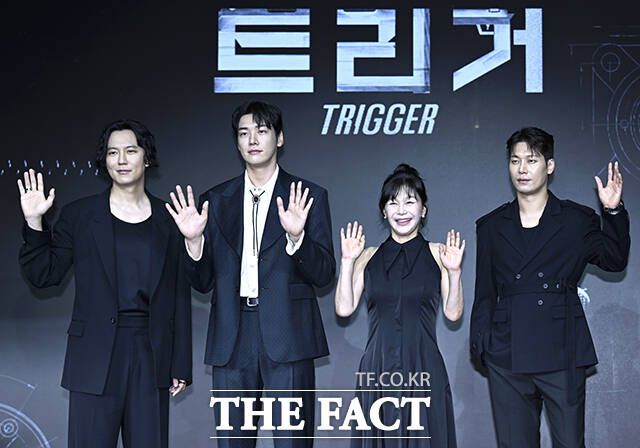 배우 김남길과 김영광, 길해연, 박훈(왼쪽부터)이 출연한 넷플릭스 새 시리즈 '트리거'는 25일 넷플릭스를 통해 공개된다. /장윤석 기자