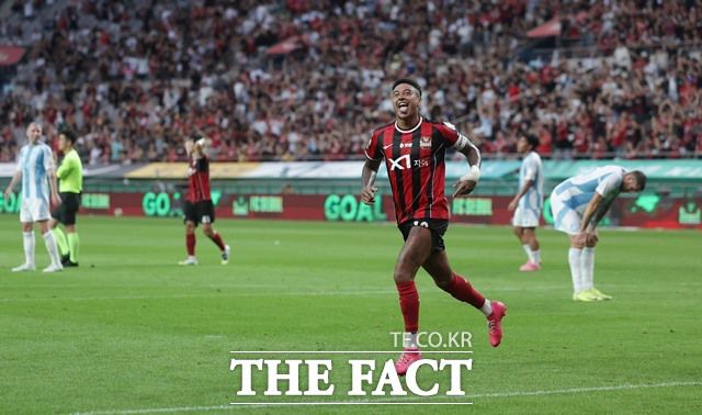 ‘하나은행 K리그1 2025’ 22라운드 MVP 영예를 차지한 FC서울의 '캡틴' 제시 린가드(32)./K리그