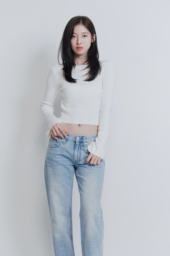 가수 겸 배우 아린이 웨이브 오리지널 시리즈 'S라인' 속 신현흡을 연기하기 위해 투박한 짧은 머리와 낮은 톤 등 여러 가지 연기 변신을 시도했다고 밝혔다. /ATRP