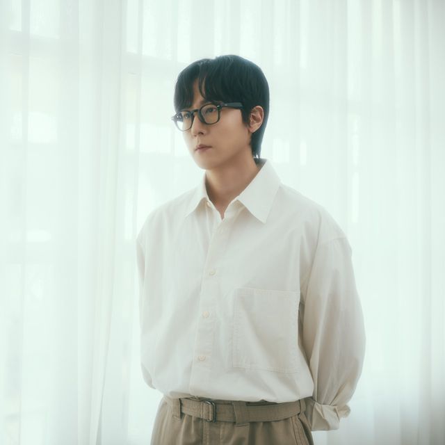 권순관은 오랫동안 기다려준 팬에게 감사의 말을 전하며 잘 준비해서 좋은 공연으로 찾아뵙겠다고 약속했다./엠피엠지 뮤직