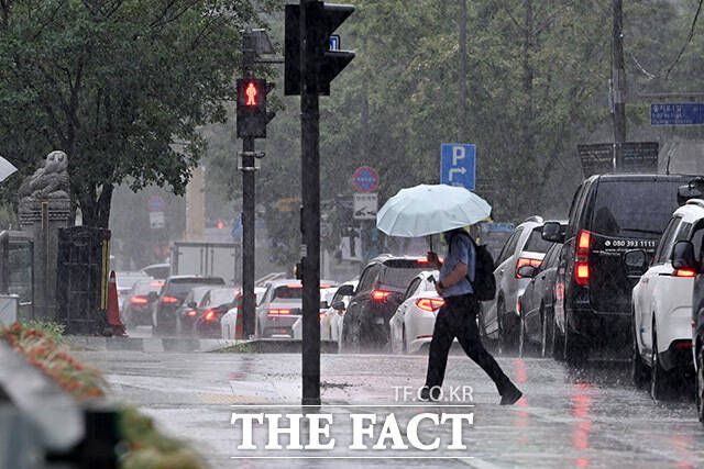 폭염 가니 시작된 폭우.