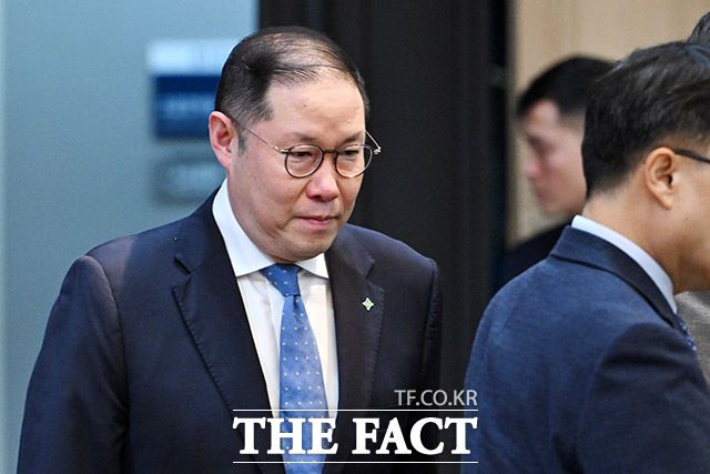 조현상 HS효성 부회장이 11일 오후 서울 서대문구 연세대학교에서 열린 또 럼 베트남 서기장의 특별강연 및 명예정치학박사 학위수여식에 참석하고 있다. /남용희 기자