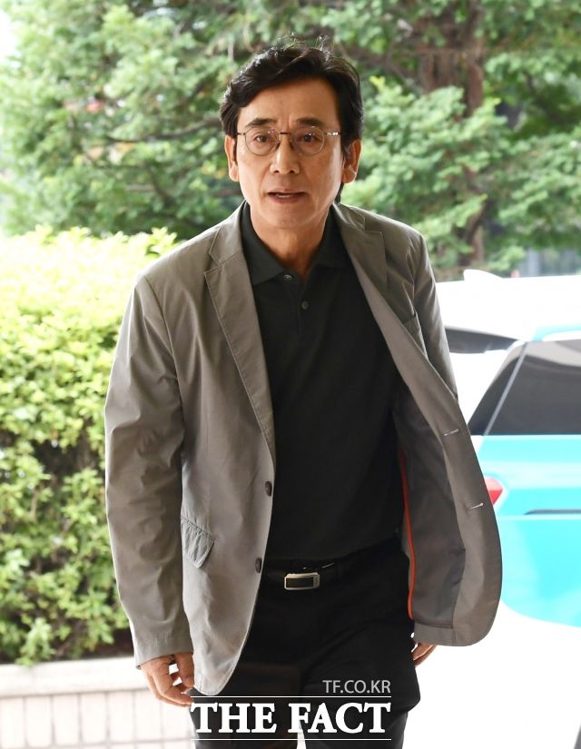 경찰은 갑질 의혹을 제기한 강 의원 전 보좌관에게 "일을 잘 못해서 잘린 것"이라고 발언해 고발된 유시민 작가 사건을 서울 방배경찰서에 배당했다./이새롬 기자