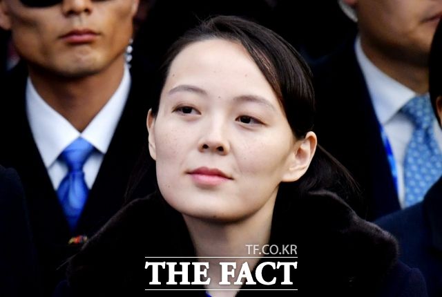 김여정 북한 노동당 부부장이 이재명 대통령의 실명을 처음으로 언급하며 세 번째 비난 메시지를 내놨다. 특히 "한국은 우리 국가의 외교 상대가 될 수 없다"며 북미 대화 재개 시 우리 정부의 개입을 차단하겠다는 의중을 드러냈다. /더팩트DB