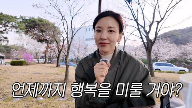 유튜버 '가전주부' 역시 본캐 채널에서 가전제품을 꼼꼼하게 리뷰하며 성장했으나, 부캐 채널 '서영의 기록(말많은소녀)'에서는 라이프스타일 브이로그를 선보이고 있다. /유튜브 채널 '서영의 기록(말많은소녀)' 영상 캡쳐