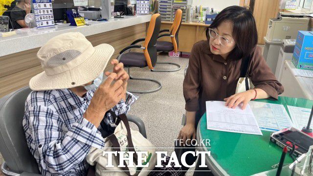 정읍시는 지역 사정에 밝은 주민들을 활용한 인적 안전망 구축에 총력을 기울이고 있다. / 정읍시