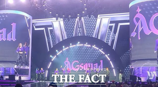 호주 댄스 크루 'AZ SQUAD'과 영화 '케이팝 데몬 헌터스' 속 사자보이즈의 '소다팝' 노래에 맞춰 댄스 챌린지를 선보이고 있다. /서울 잠실=오승혁 기자