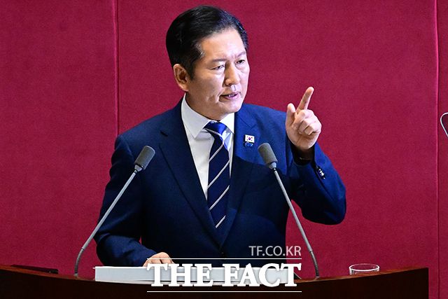 정청래 더불어민주당 대표가 9일 오전 서울 여의도 국회 본회의장에서 교섭단체 대표 연설을 하고 있다. /국회=남윤호 기자