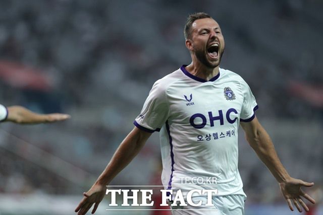 다재다능한 멀티 플레이어 토마스(안양)./K리그