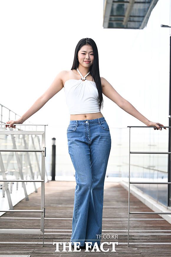 영빈은 17일 오후 6시 데뷔곡 '프릭 쇼'를 발매하고 정식 데뷔한다. 이로써 영빈은 '더 딴따라' TOP5 중 가장 먼저 데뷔의 기쁨을 누리게 됐다./서예원 기자