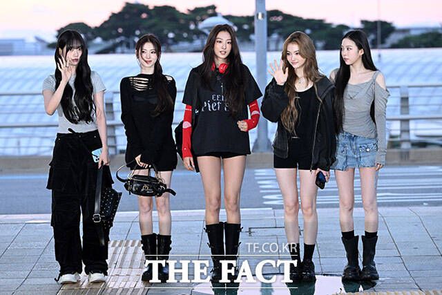 ‘2025 더팩트 뮤직 어워즈(TMA)’ 참석 위해 출국하는 미야오.