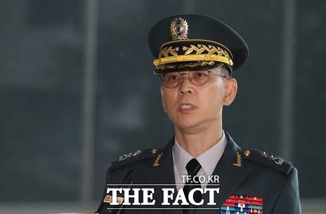 특검팀은 무인기 작전 당시 대통령 경호처장이던 김 전 장관과 김 전 사령관이 직접 소통하며 김 의장에게 작전을 보고하지 않았다는 이른바 '합참 패싱' 의혹에 대해서도 조사 중이다. 사진은 김 전 사령관. /뉴시스