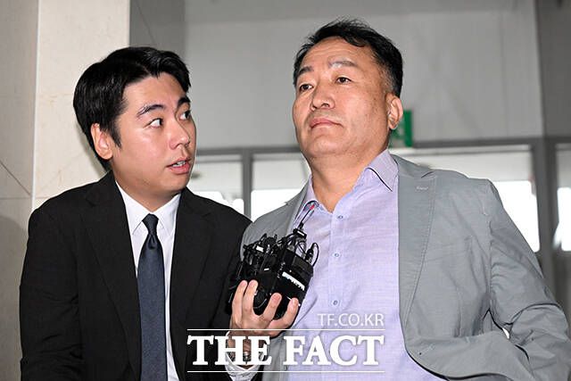 김계환 전 해병대 사령관이 9월 30일 오전 서울 서초구 한샘빌딩에 마련된 순직해병 특검 사무실에 피의자 신분으로 출석하고 있다. /서예원 기자