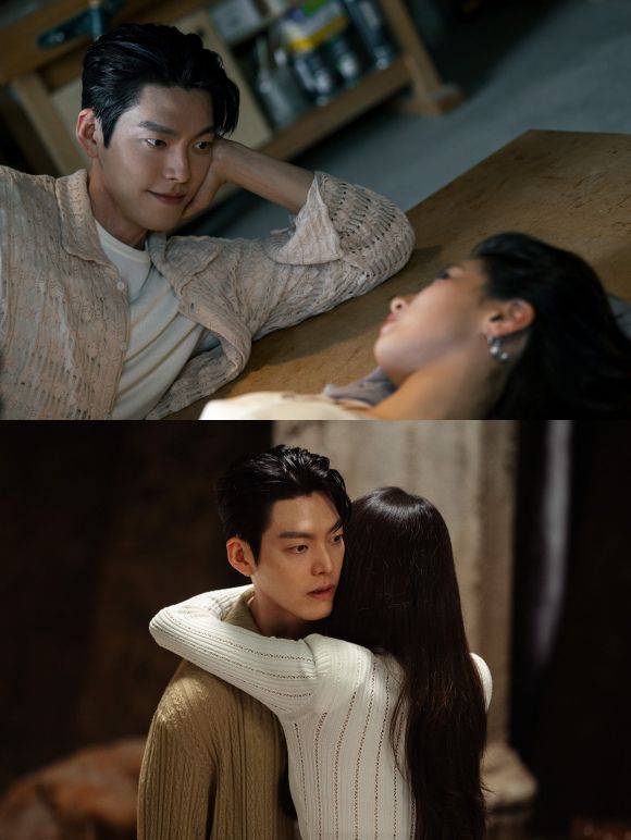 배우 김우빈이 넷플릭스 오리지널 시리즈 '다 이루어질지니'를 통해 김은숙 작가와 세 번째 호흡을 맞춘 가운데 출연 과정을 밝혔다. /넷플릭스