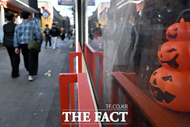 '이태원 참사 3주기' 한산한 이태원.